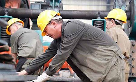 Requisitos de segurança para operação de elevação de ponte rolante.jpg Safety Requirements for Overhead Crane Lifting Operation.jpg